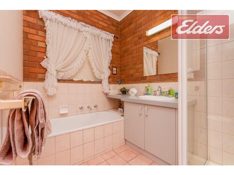 1/10 Chifley Street, Wodonga VIC 3690