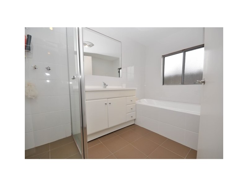 1/4 Hill Street, Wodonga VIC 3690