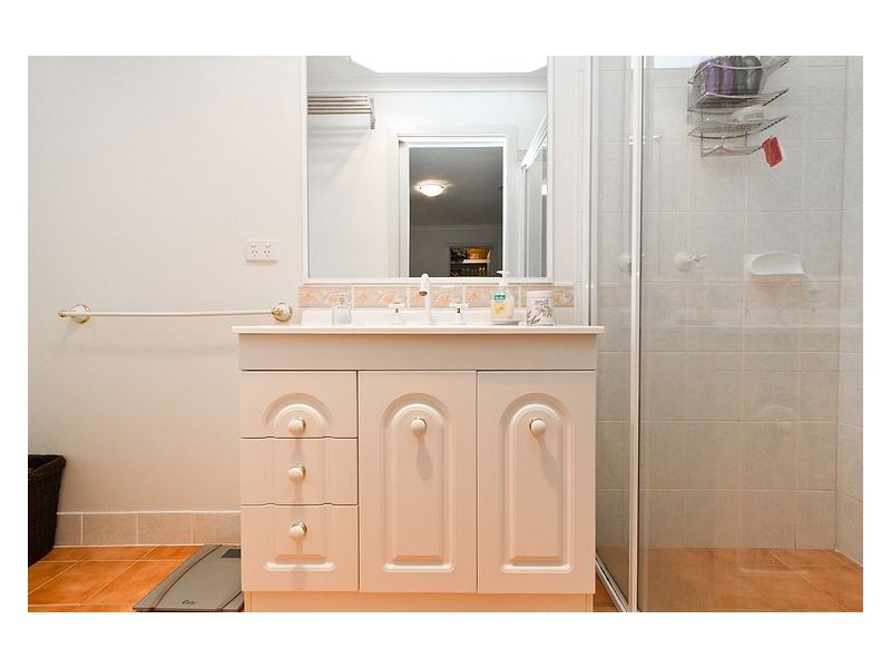 76 Barton Street, Wodonga VIC 3690