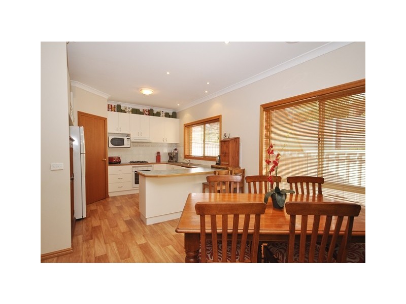 60 Falcon Circuit, Wodonga VIC 3690