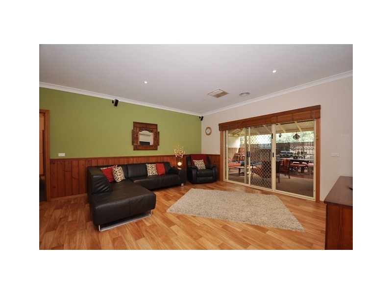 60 Falcon Circuit, Wodonga VIC 3690