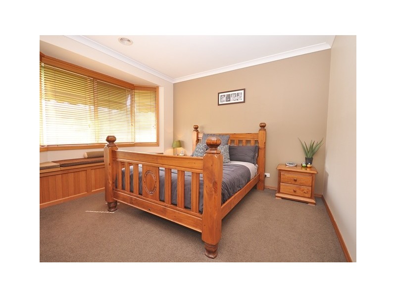 60 Falcon Circuit, Wodonga VIC 3690