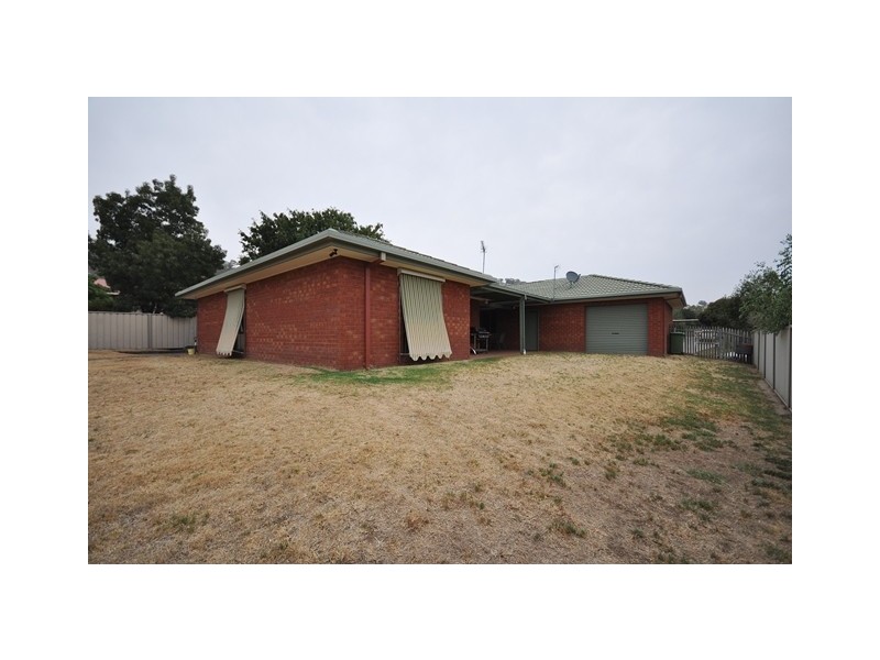 2 Hogan Court, Wodonga VIC 3690