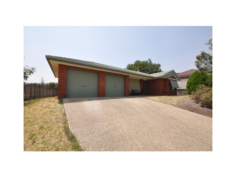 2 Hogan Court, Wodonga VIC 3690