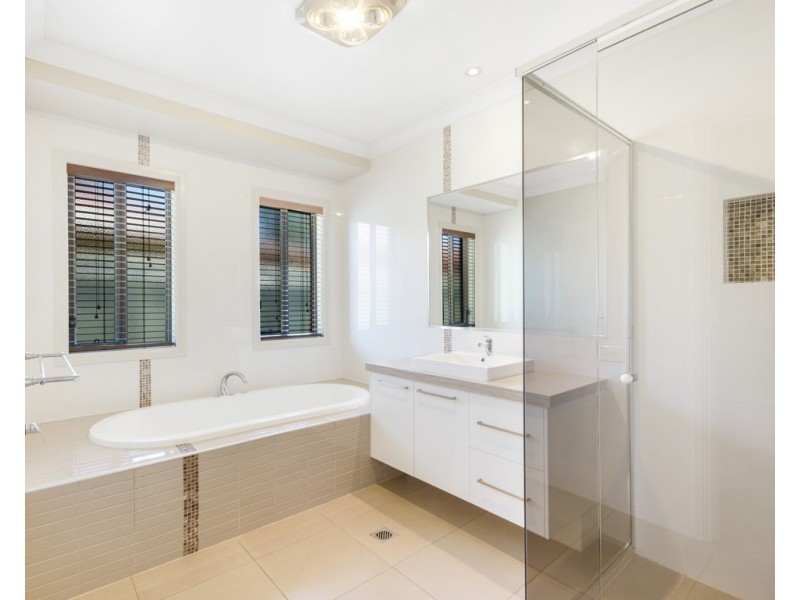 30 Golflinks Avenue, Wodonga VIC 3690