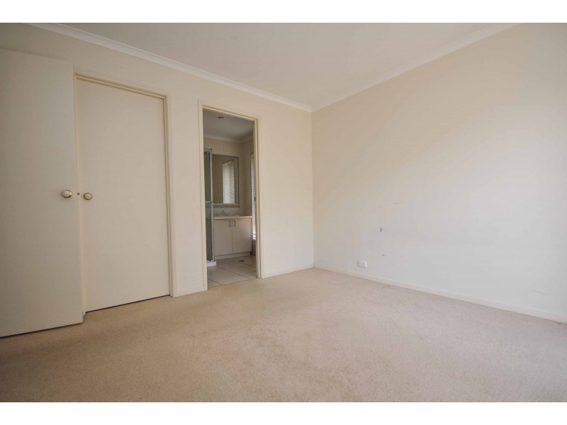 6 Bisque Court, Wodonga VIC 3690