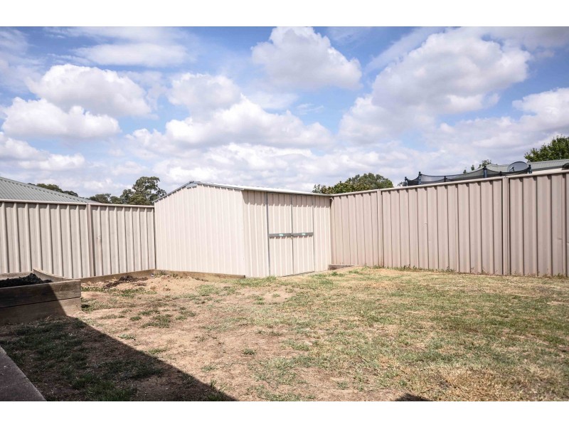 6 Bisque Court, Wodonga VIC 3690