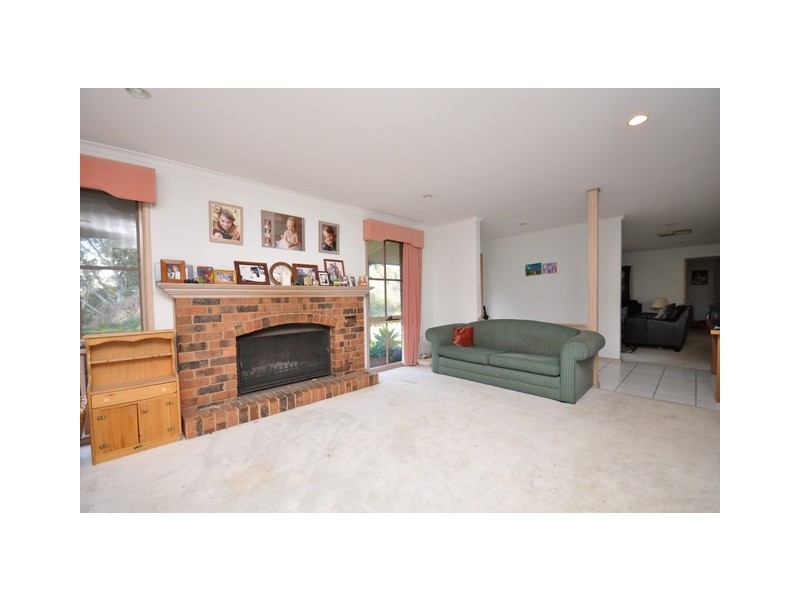 14 Howards Road, Baranduda VIC 3691