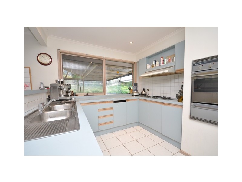 14 Howards Road, Baranduda VIC 3691