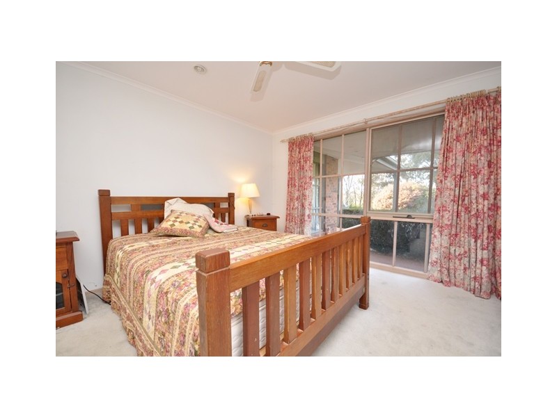 14 Howards Road, Baranduda VIC 3691