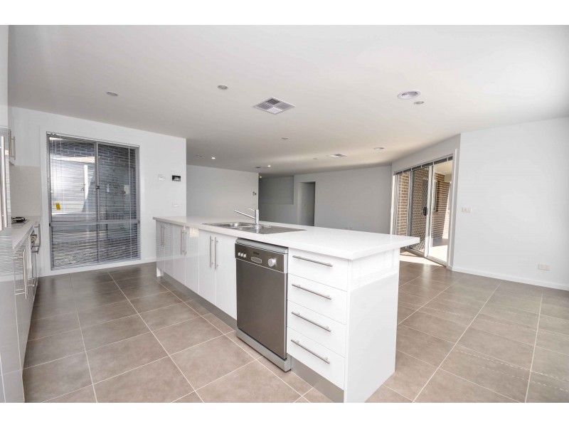 11 Cottlesloe Court, Wodonga VIC 3690