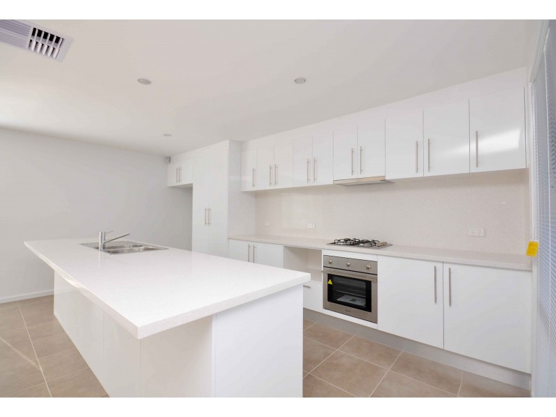 11 Cottlesloe Court, Wodonga VIC 3690