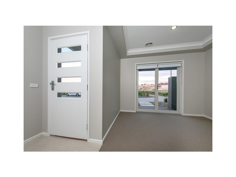 5 Blackburn Close, Wodonga VIC 3690