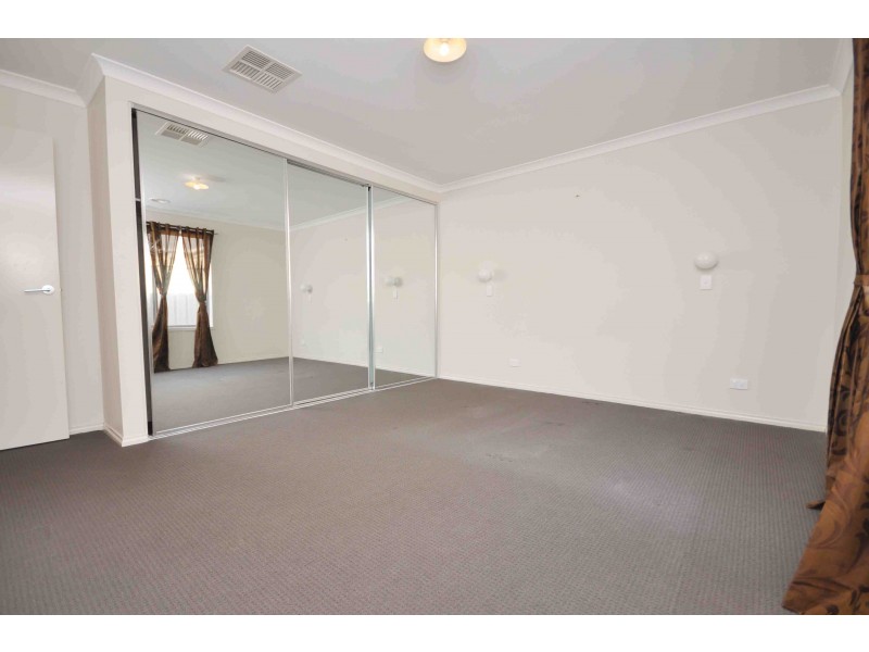 15 Parnaby Street, Wodonga VIC 3690