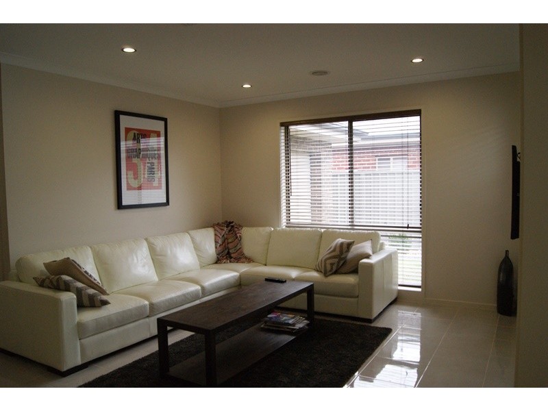 38 Oxford Drive, Thurgoona NSW 2640