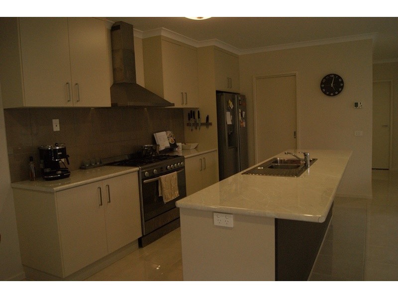 38 Oxford Drive, Thurgoona NSW 2640