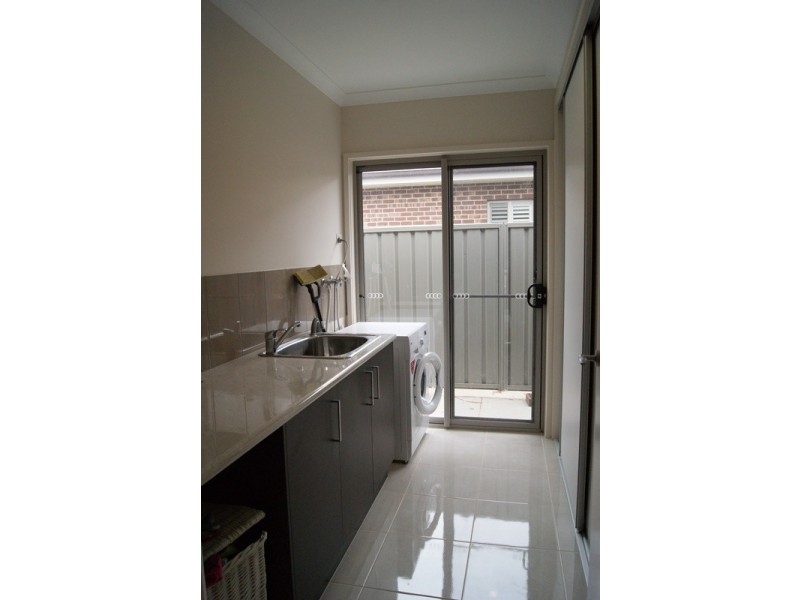 38 Oxford Drive, Thurgoona NSW 2640