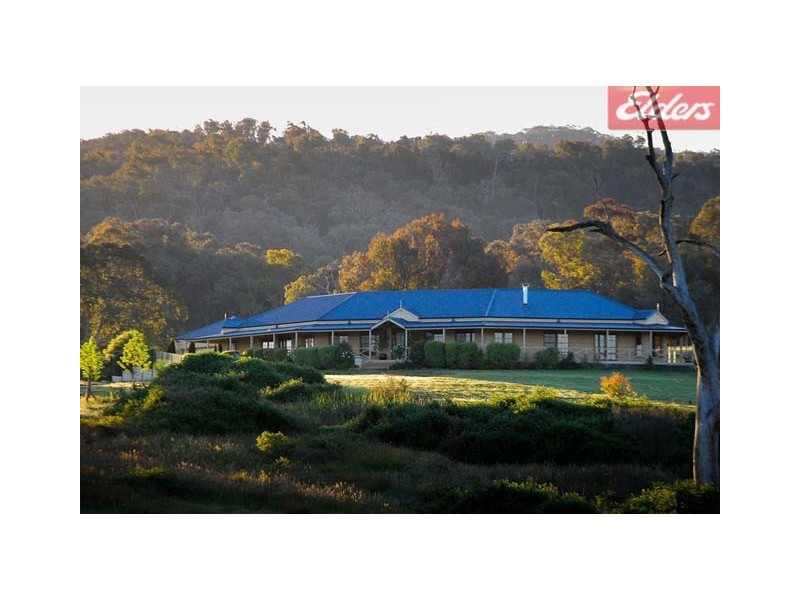 24 Manor Place, Yackandandah VIC 3749