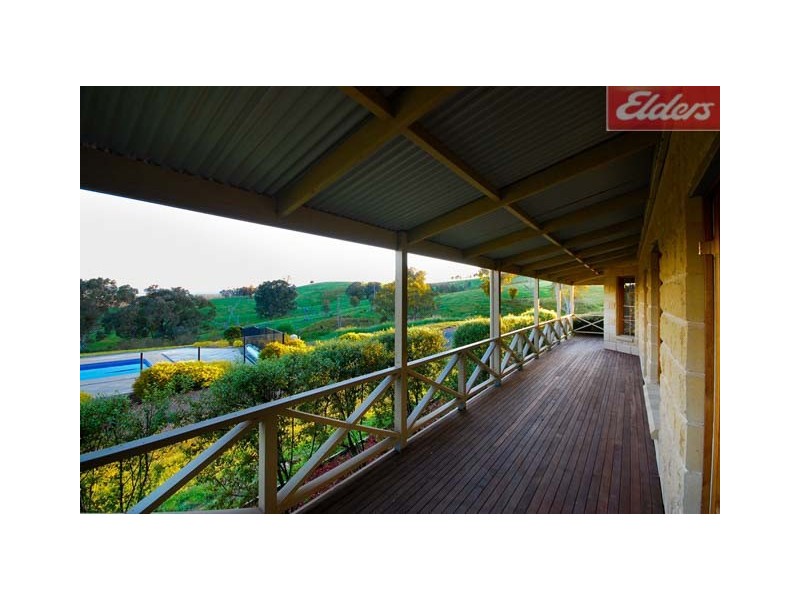 24 Manor Place, Yackandandah VIC 3749