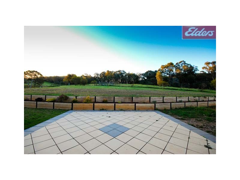 24 Manor Place, Yackandandah VIC 3749