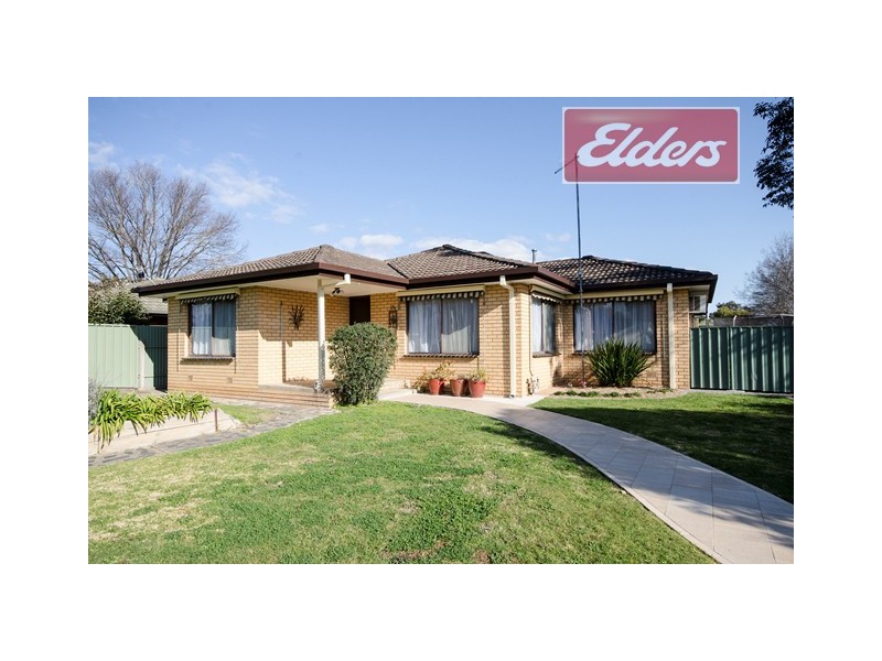 14 Burke Street, Chiltern VIC 3683