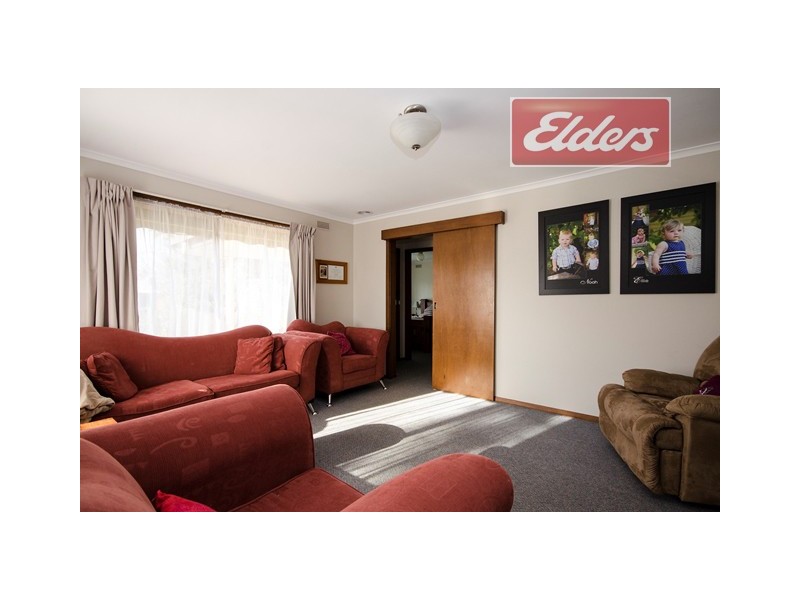 14 Burke Street, Chiltern VIC 3683