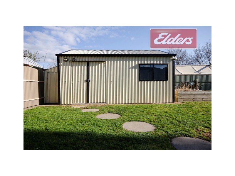 14 Burke Street, Chiltern VIC 3683
