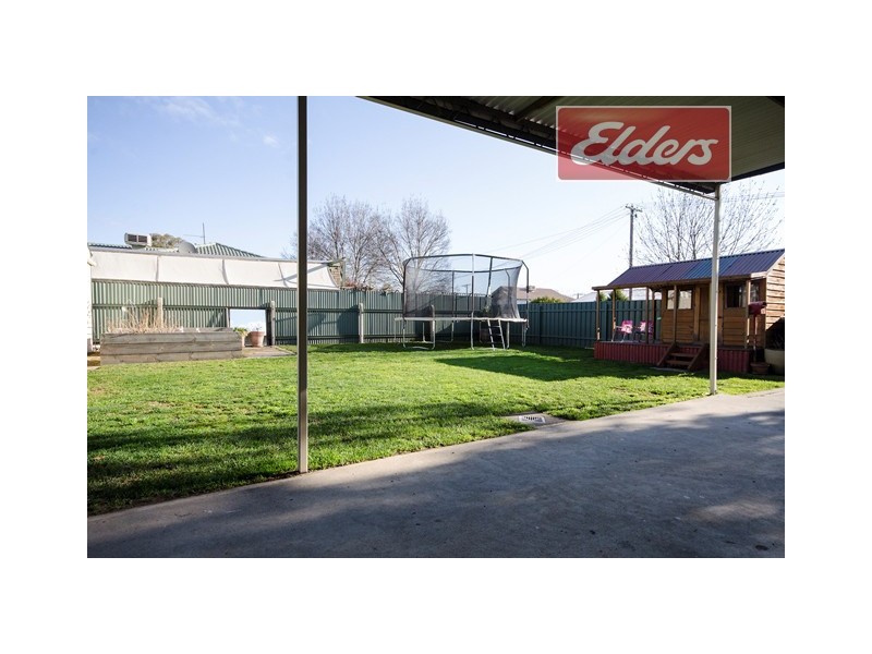 14 Burke Street, Chiltern VIC 3683