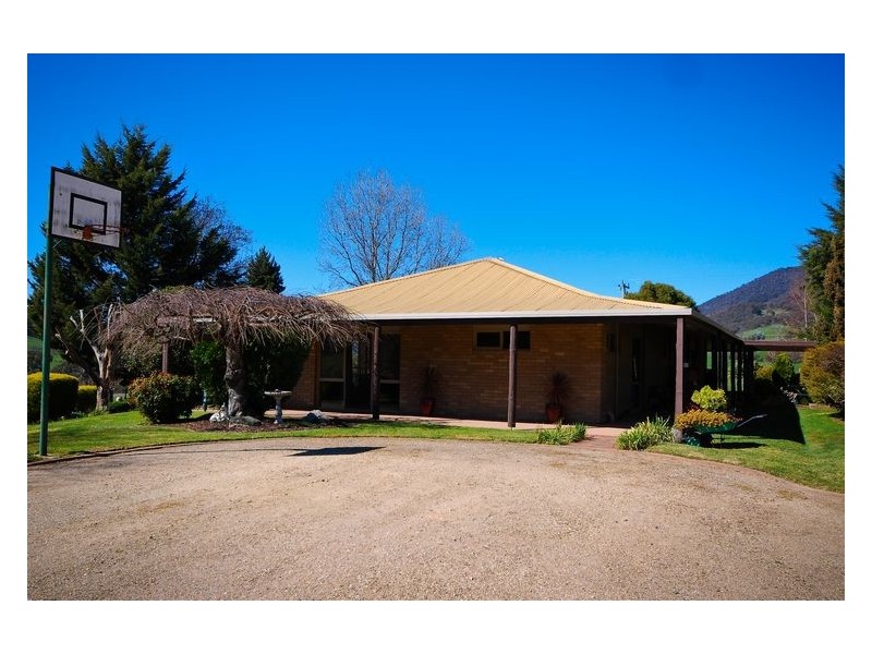 9 Lambert Lane (Yackandandah Dederang Road), Glen Creek VIC 3691