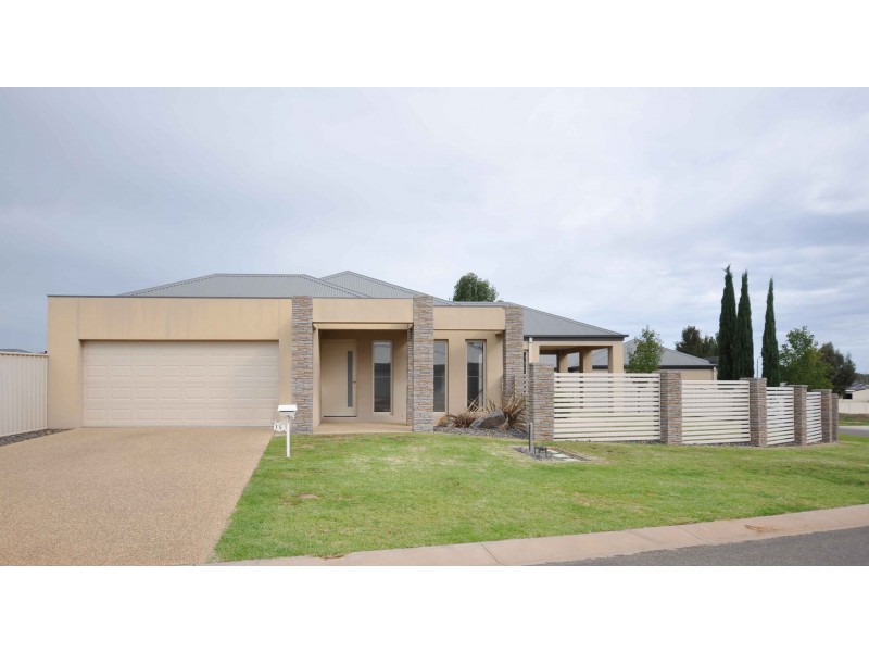 15 Maxwell Drive, Wahgunyah VIC 3687