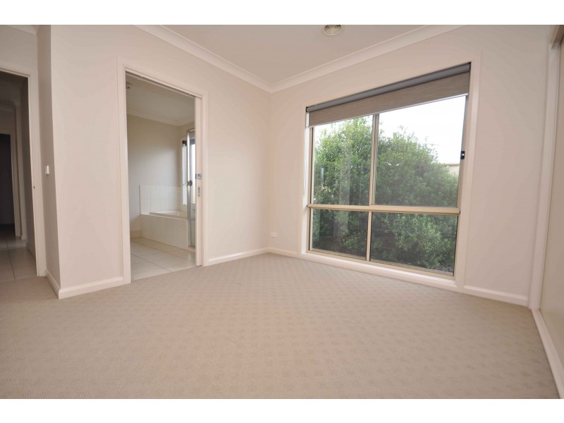 15 Maxwell Drive, Wahgunyah VIC 3687