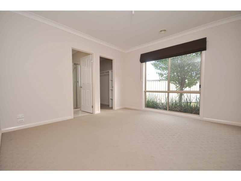 15 Maxwell Drive, Wahgunyah VIC 3687