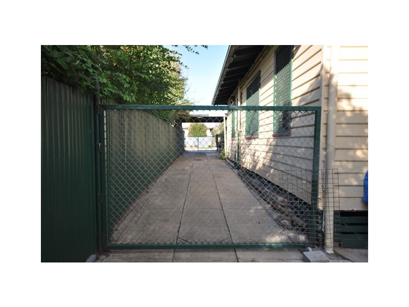 11 Beardmore Street, Wodonga VIC 3690