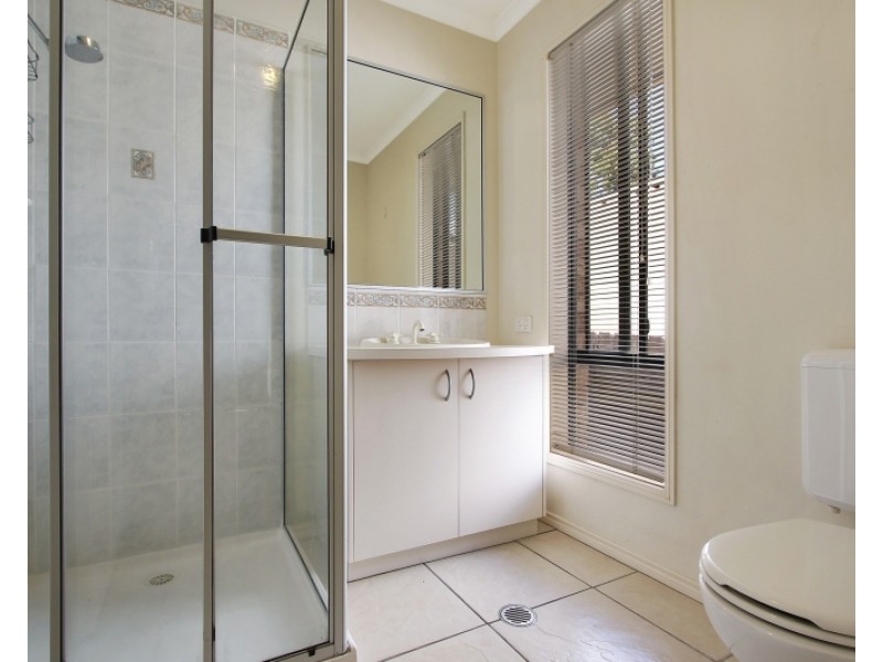 6 Bisque Court, Wodonga VIC 3690