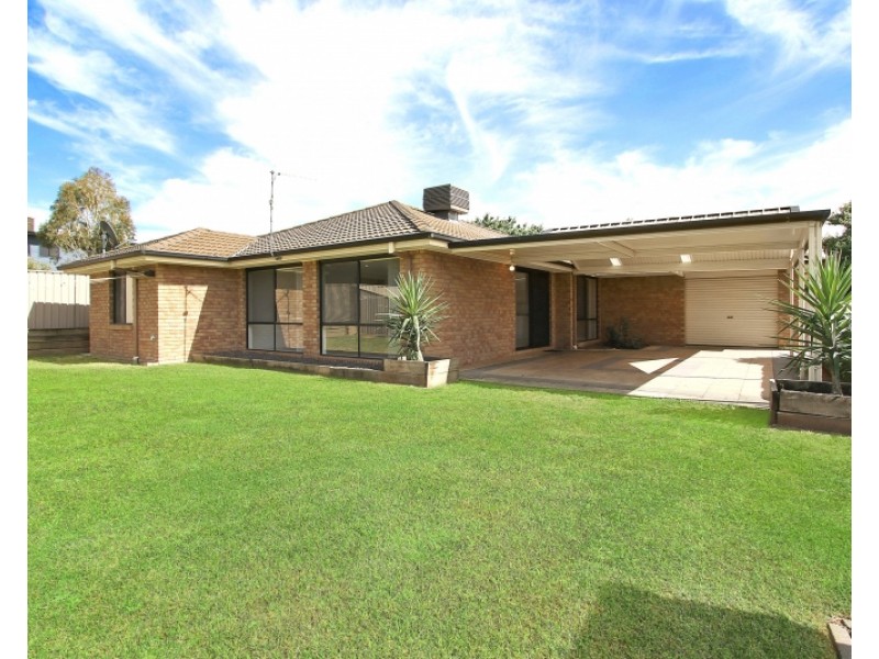 6 Bisque Court, Wodonga VIC 3690