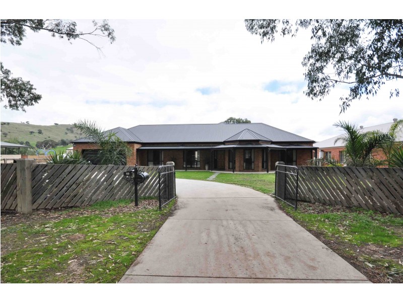 53 Castle Creek Road, Wodonga VIC 3690