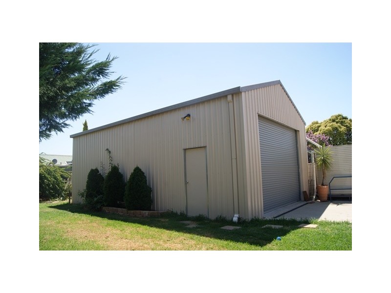 16 Strathmore Street, Wodonga VIC 3690