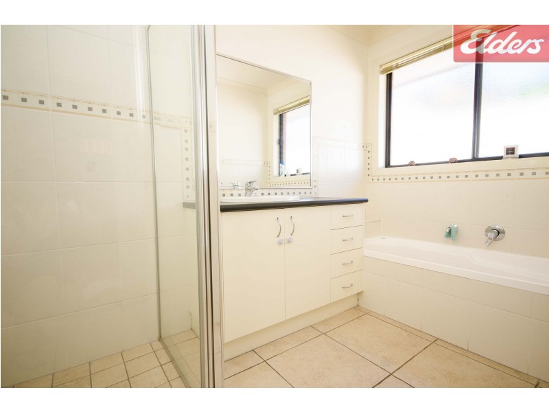 14 MacKenzie Crescent, Wodonga VIC 3690
