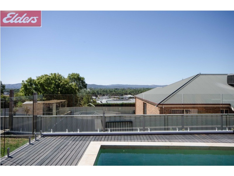 14 MacKenzie Crescent, Wodonga VIC 3690