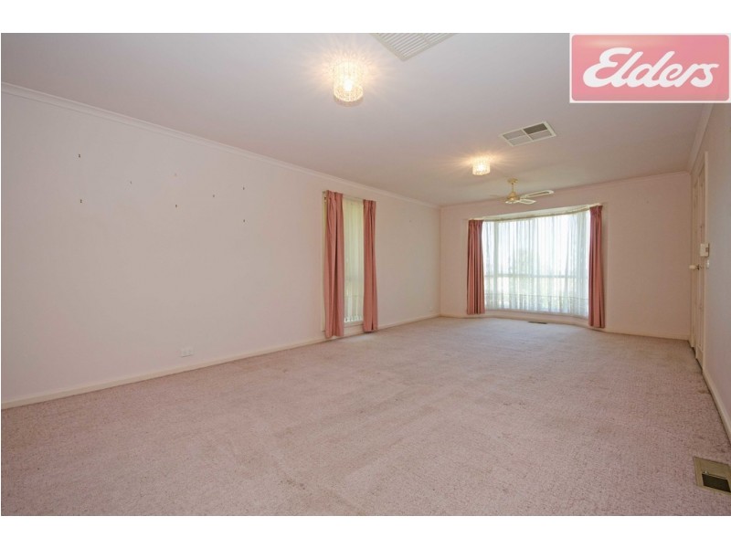 24 Milos Boulevard, Wodonga VIC 3690