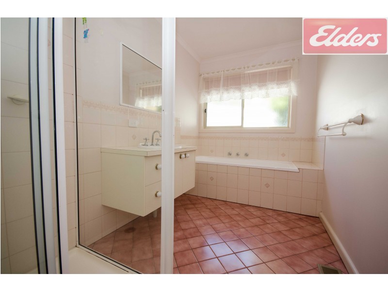 24 Milos Boulevard, Wodonga VIC 3690