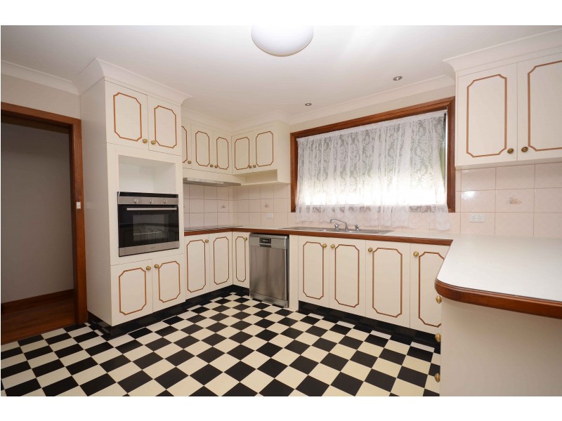 319 Lawrence Street, Wodonga VIC 3690