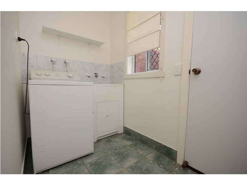 2/7 Templeton Place, Wodonga VIC 3690