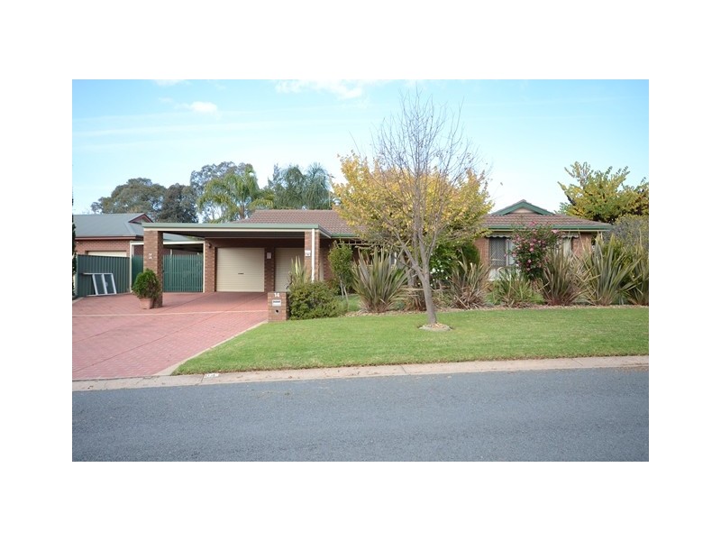 14 Wedge Court, Wodonga VIC 3690