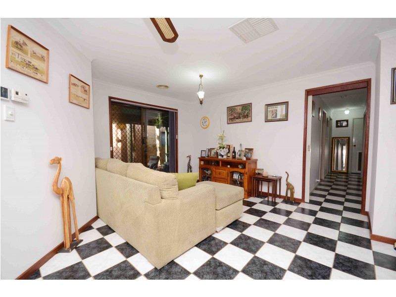 14 Wedge Court, Wodonga VIC 3690