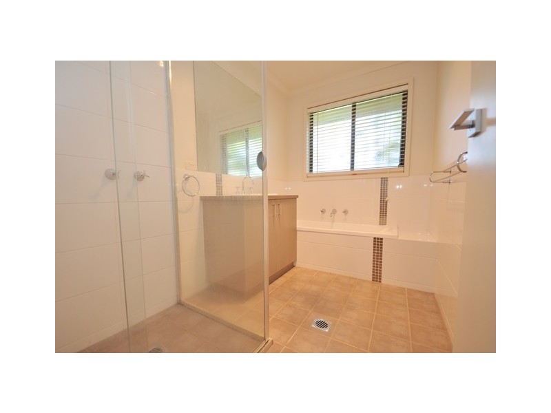 1a Saldaise Street, Wodonga VIC 3690