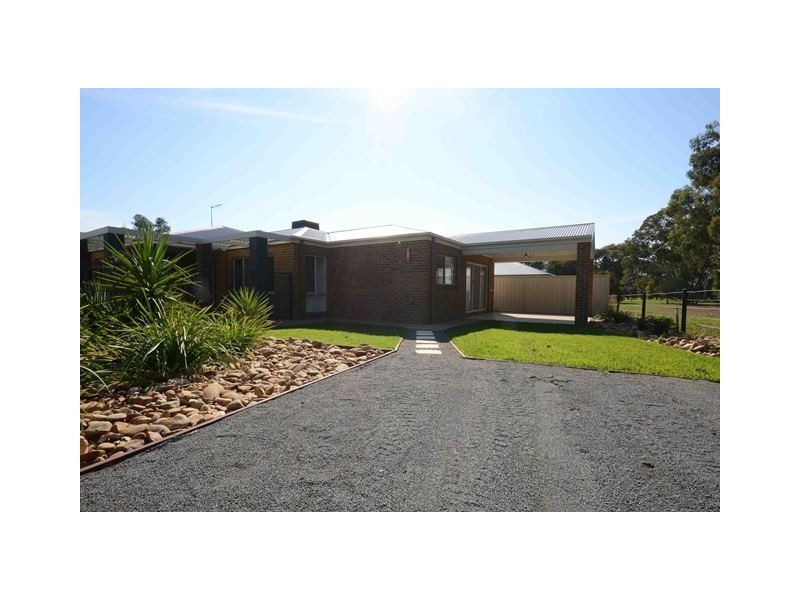 21 Cottlesloe Court, Wodonga VIC 3690