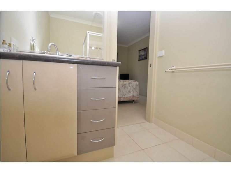 4/216 Felltimber Creek Road, Wodonga VIC 3690