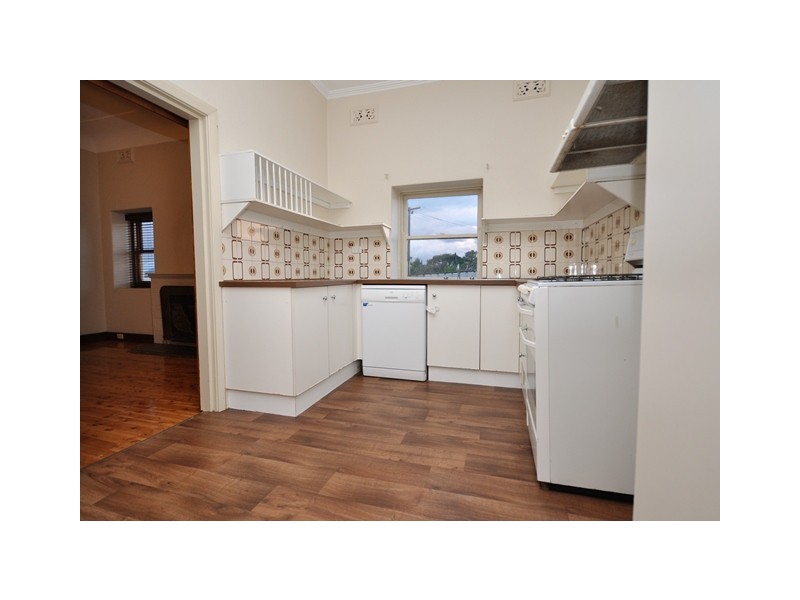 33 Batt Avenue, Wodonga VIC 3690