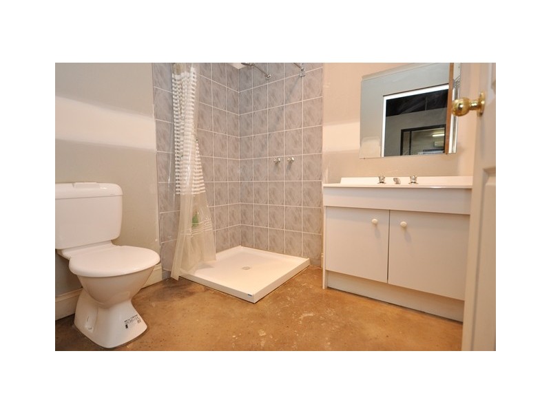 33 Batt Avenue, Wodonga VIC 3690